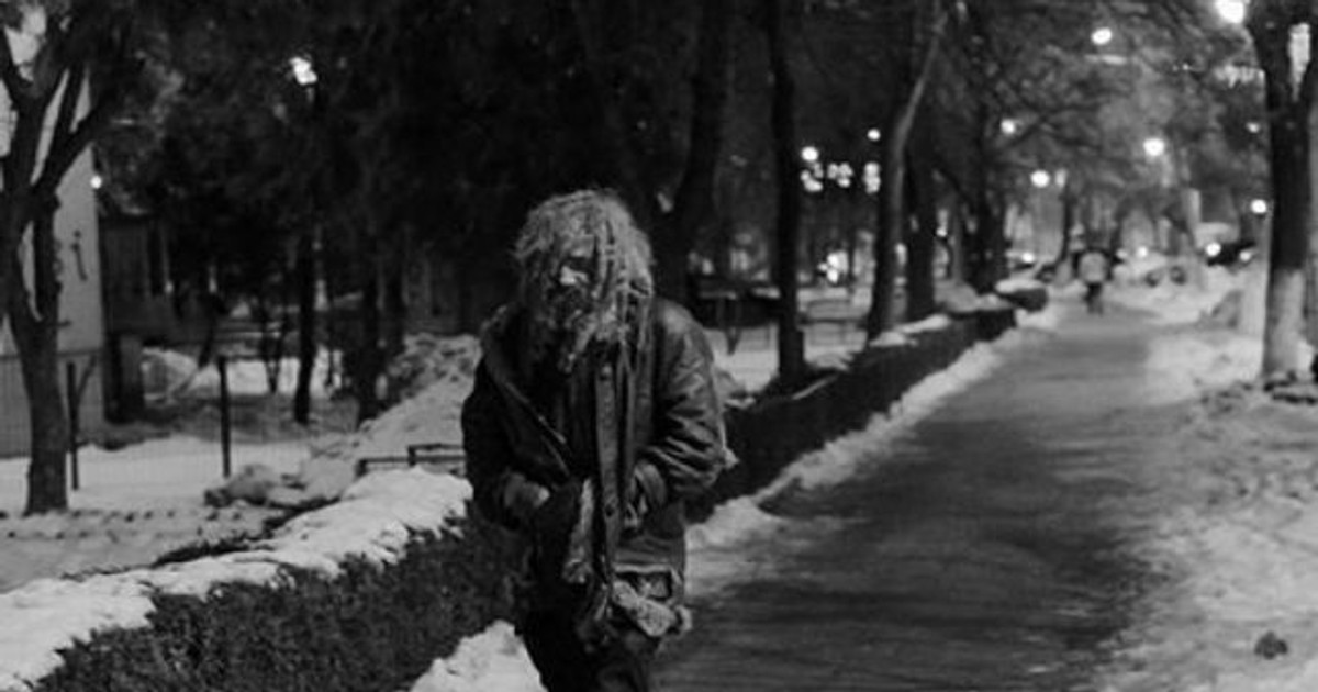 Un om al străzii din Slatina a fost tuns și spălat