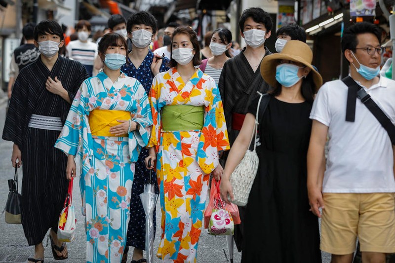 Numărul cazurilor noi de COVID e din nou în creștere în Japonia | FOTO: EPA