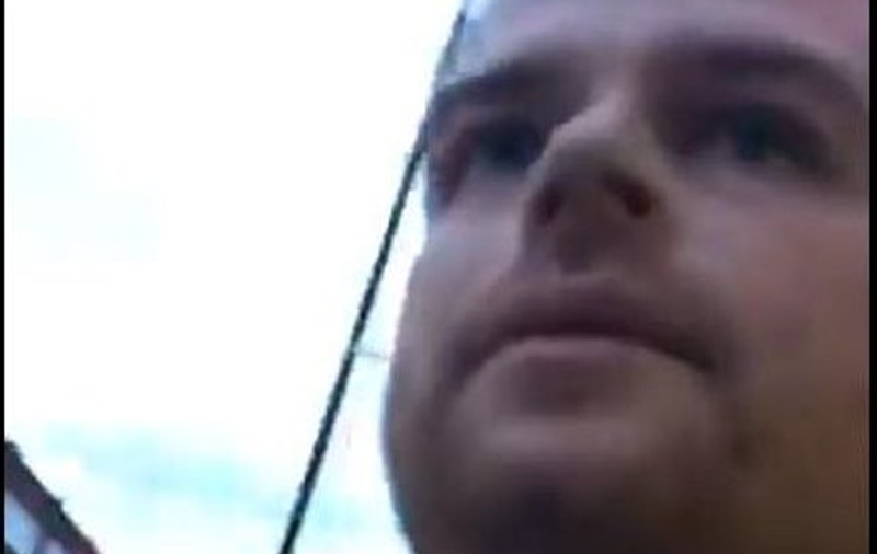 Un clujean care i-a dat bani unui englez care cerșea la Londra l-a urmărit pe acesta pentru a vedea ce face cu banii. Bănuiala i s-a confirmat VIDEO