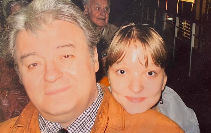 Fata cea mare a lui Corneliu Vadim Tudor, dezvăluiri din copilărie: „La școală am auzit: «Ești fiica lui Vadim, la mine nu treci clasa”