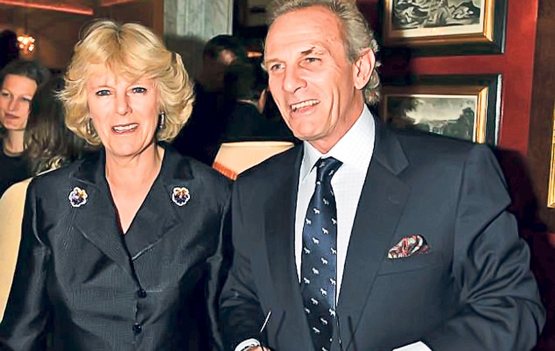 Fratele Camillei, soţia prinţului Charles, a murit într-un accident stupid