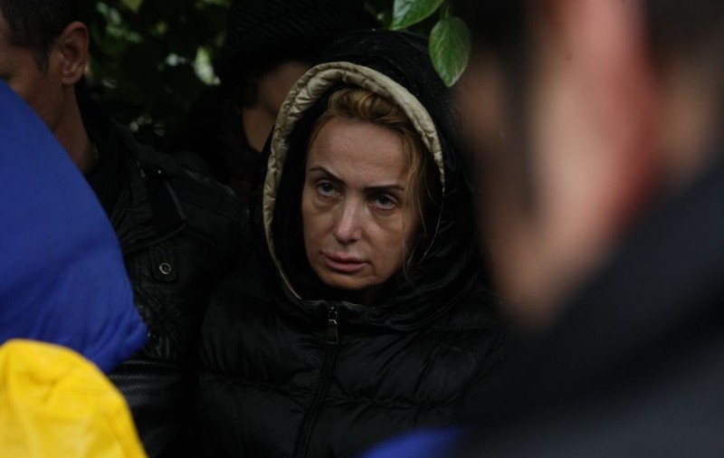 JALE MARE LA ÎNMORMÂNTAREA MAMEI DANIELEI GYORFI! IMAGINI CUTREMURĂTOARE! | FOTO