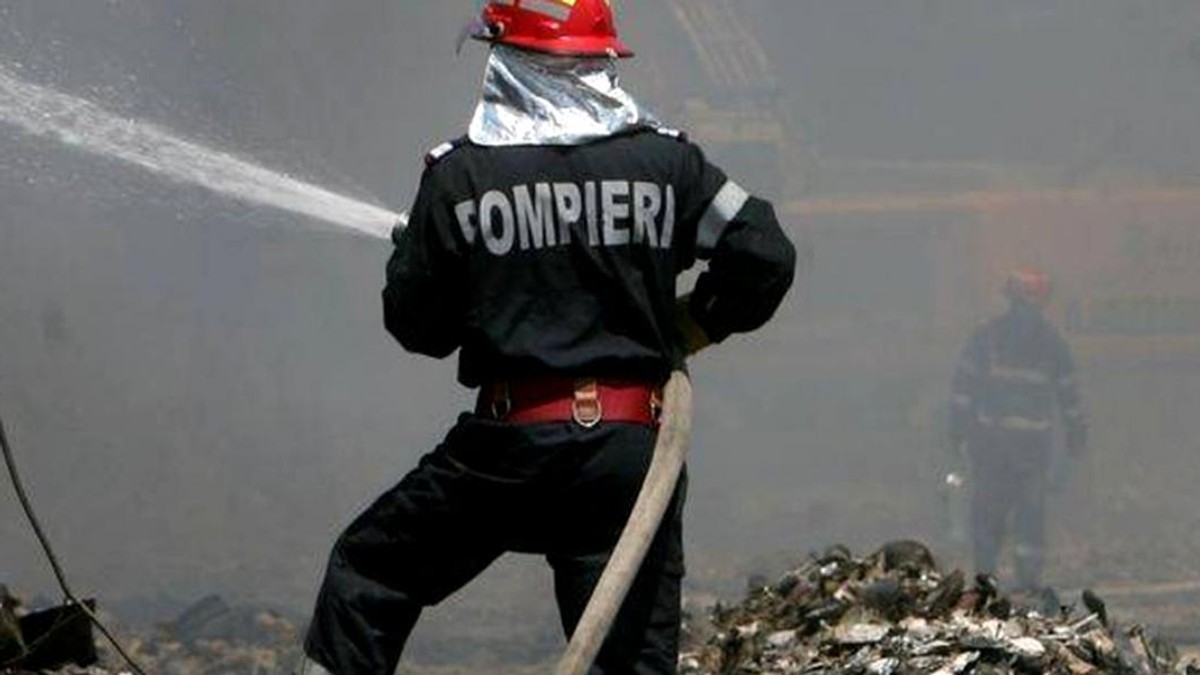 Incendiu izbucnit în subsolul Spitalului Județean din Sibiu