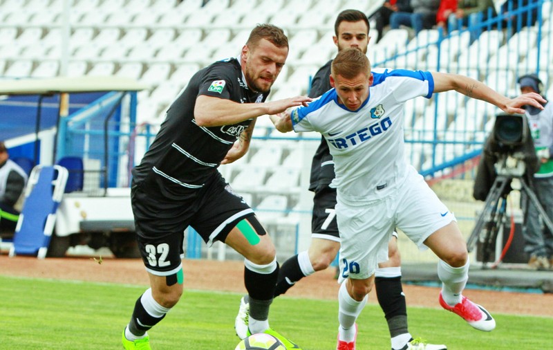 Liga 1, play-out, etapa a 12-a: ACS Poli Timișoara - Pandurii 0-1. Gazdele au jucat o repriză în 10. Popa e furios: ”Suntem retrogradați. Am vrut să-l omor!”