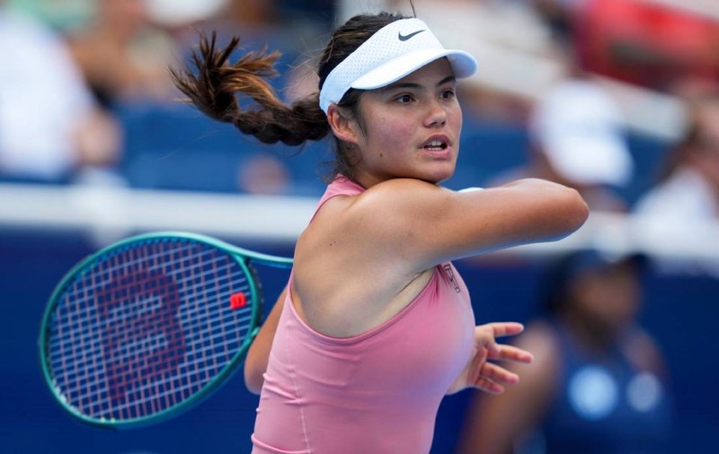„Vrei să dau afară un copil?!” Emma Răducanu, deranjată de plânsul unui copil, a cerut să fie scos din tribune, în timpul unui meci de la Cincinnati
