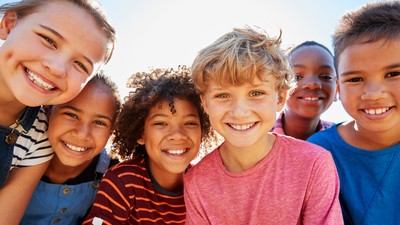 copii fericiti_735971812