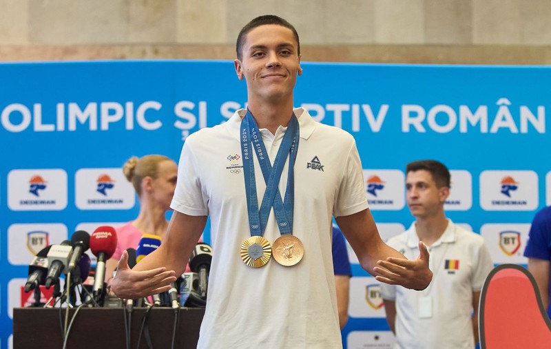 Noua reclamă în care apare David Popovici: „Zero stres”. Ce promovează marele campion român