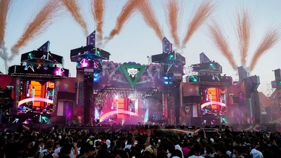 beach please 2025 costinesti