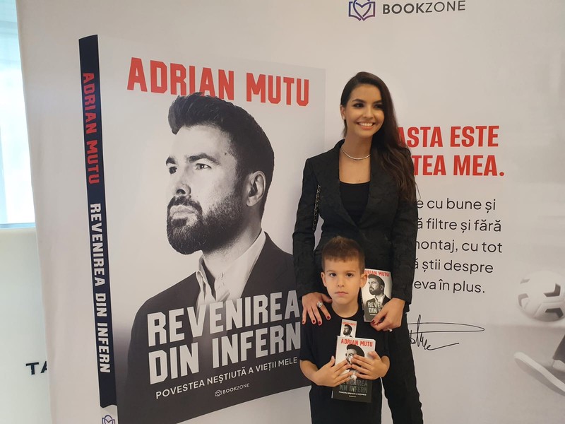 Soția și fiul lui Mutu