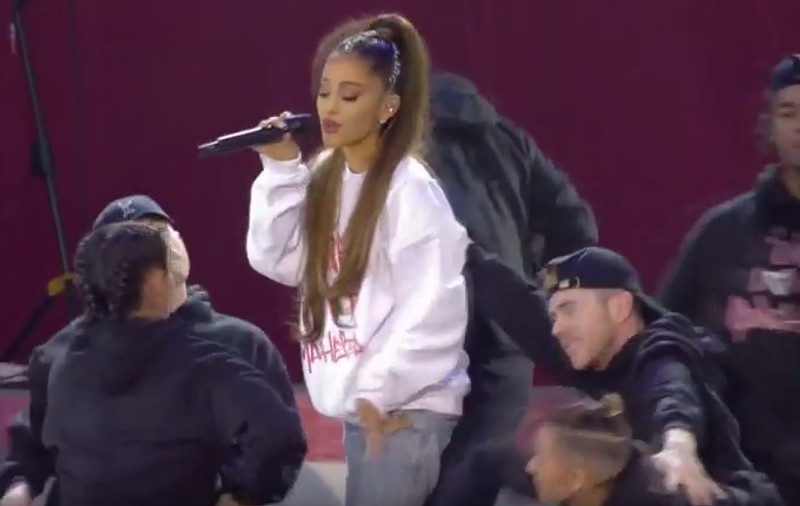 Ariana Grande ar putea să devină cetățean de onoare al orașului Manchester