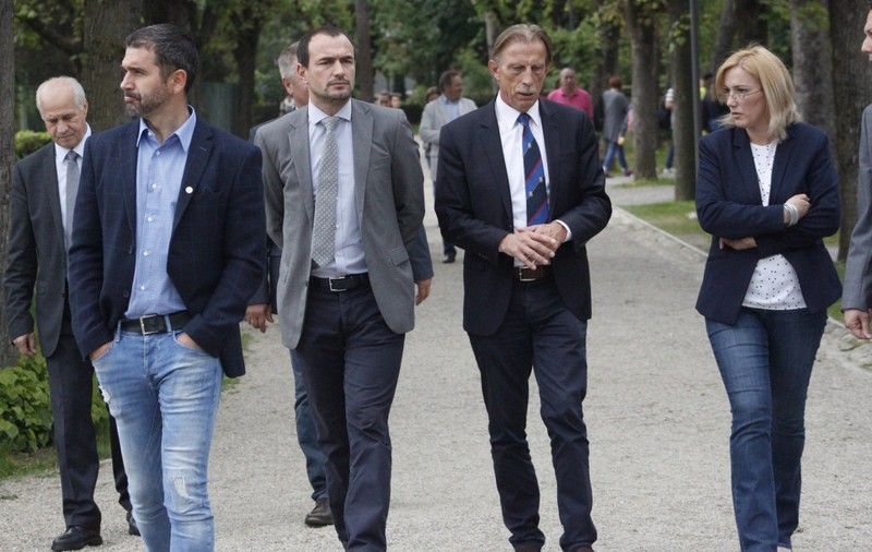 Christoph Daum le-a arătat studenților de la ”Babeş-Bolyai” cât de maestru este la vorbe. Da, calificarea?