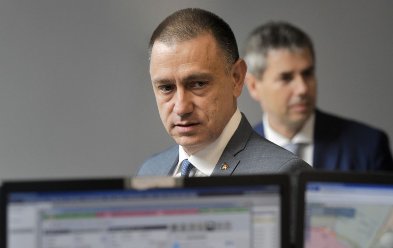 Mihai Fifor, un politician cu darul de călători în timp: a ajuns să predea în 2003 un curs despre ceva ce a învățat abia în 2007