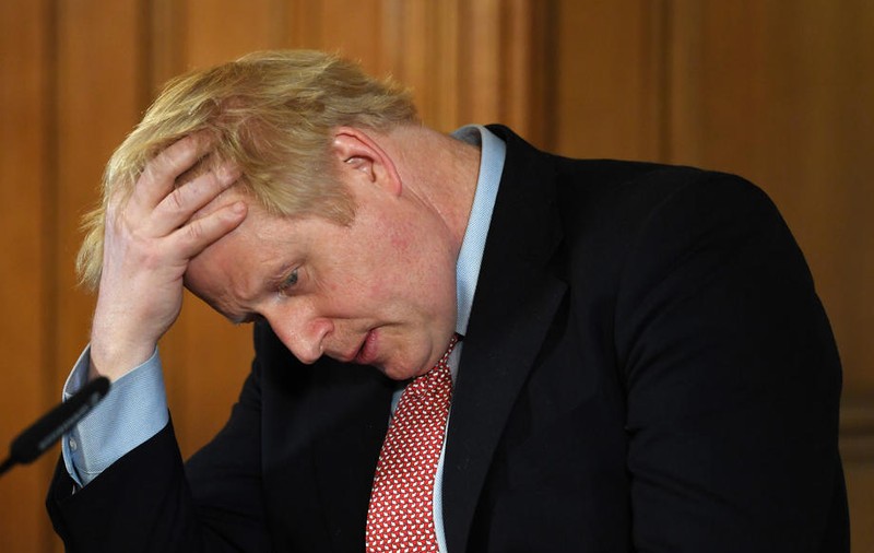 Infectat cu coronavirus, Boris Johnson a fost transferat la Terapie Intensivă. Starea lui de sănătate s-a înrăutățit