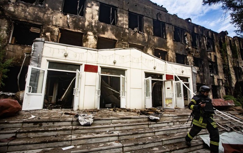 Peste 100.000 de persoane au rămas fără energie electrică după ce Rusia a bombardat masiv rețelele ucrainene