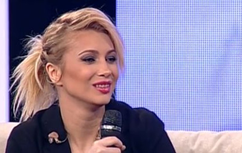 Lora se pregătește să devină mămică! "Toată lumea îmi prezice că va fi băiat"