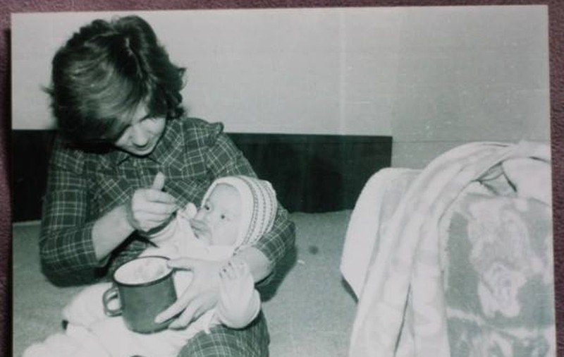CIN' SĂ FIE, CIN' SĂ FIE, N-O GHICEŞTI NICI DINTR-O MIE! ŢI-A ÎNCÂNTAT COPILĂRIA!