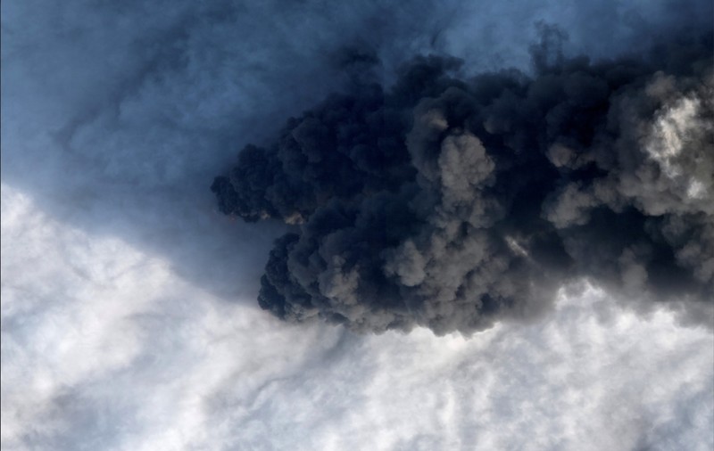 O conductă petrolieră aflată în apropiere de granița cu Finlanda a fost avariată și a luat foc după un atac cu drone ucrainene