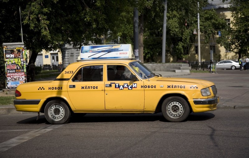 Soldații ruși răniți în războiul din Ucraina sunt evacuați cu taxiuri