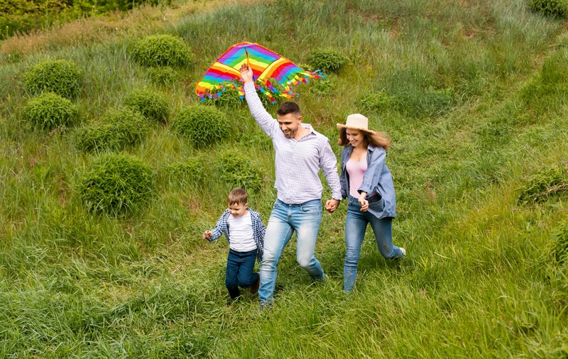 Idei de activități pentru a sărbători Paştele în natură
