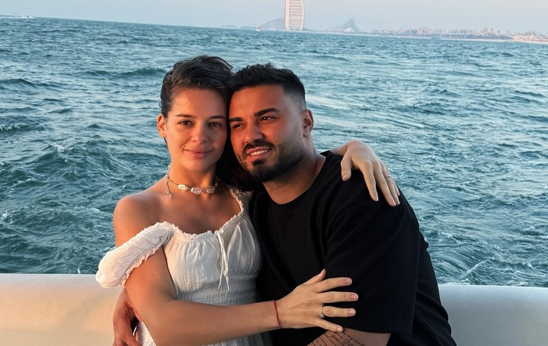 Cum au apărut Jador și Oana Ciocan la botezul băiețelului lor. Evenimentul a fost organizat în secret. „O zi pe care nu o vom uita niciodată”