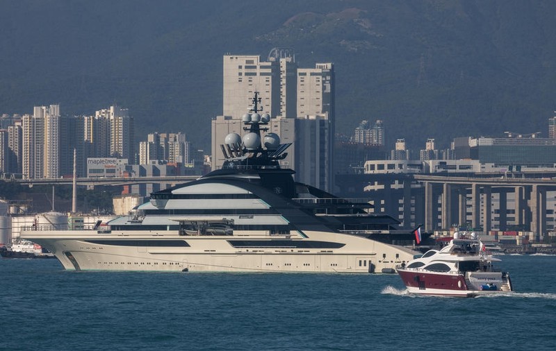 Iahtul de 500 de milioane de dolari al oligarhului rus Alexei Mordașov a părăsit Hong Kong. Unde se îndreaptă