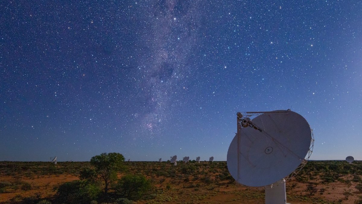 Fotografia furnizată de Organizația pentru Cercetare Științifică și Industrială a Commonwealth-ului (CSIRO) pe 3 mai 2022 arată radiotelescopul Australian Square Kilometer Array Pathfinder (ASKAP) din Australia.