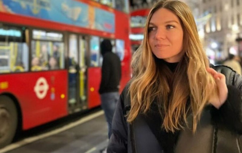 Cine a însoțit-o pe Simona Halep la Londra. Românca a purtat o geacă de mii de euro
