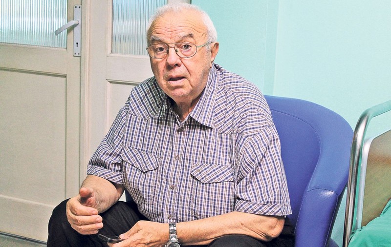 EXCLUSIV/ Alexandru Arșinel s-a dus într-un suflet la teatru când a auzit că a luat foc. ”Nu doresc nimănui să treacă prin așa momente de panică”