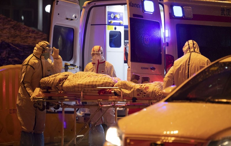Premieră în China: o femeie infectată cu noul virus a născut o fetiță. Anunțul medicilor