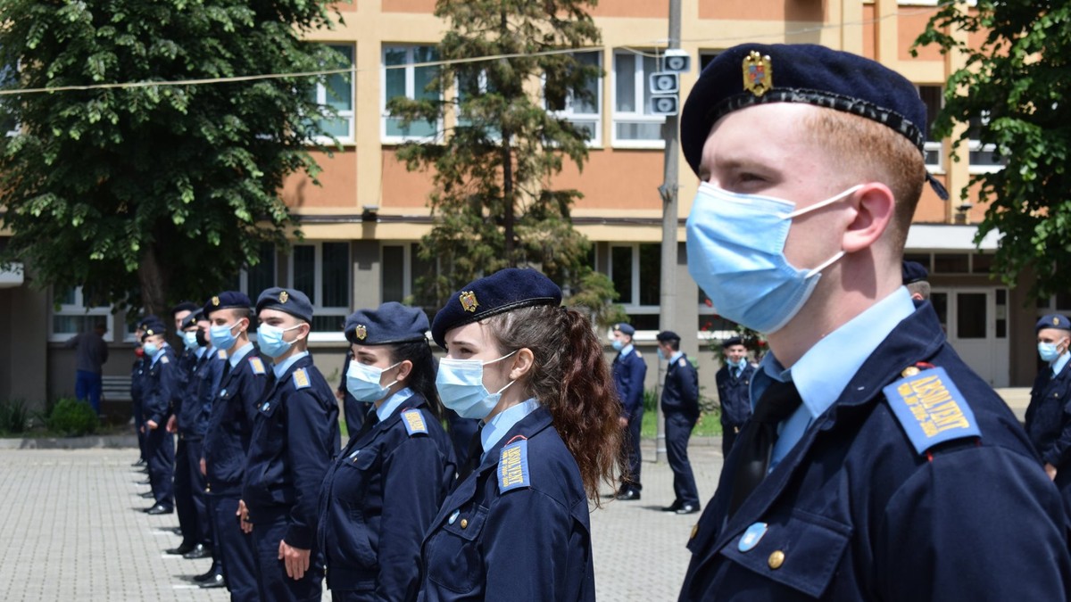 Liceul Militar Alba Iulia sursa foto Facebook