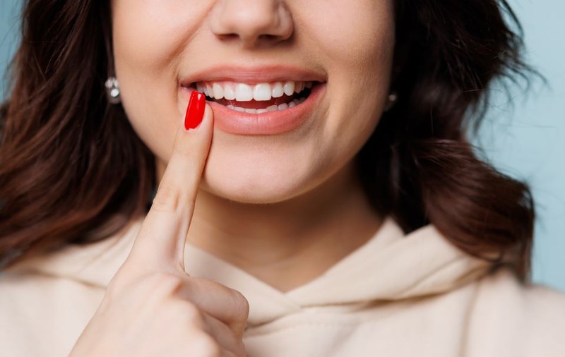 3 tipuri de fațete dentare și când sunt recomandate