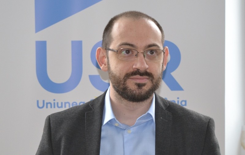 Partidele ar putea pierde subvenţia de la stat, dacă liderii lor sunt condamnaţi pentru corupţie. Proiect USR depus în Parlament