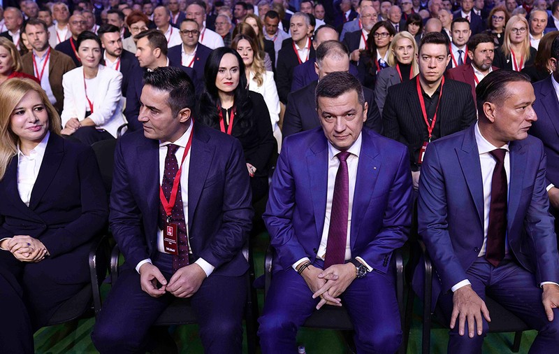 PSD, între fumigenele despre guvernare și butoiul cu pulbere pe care stă