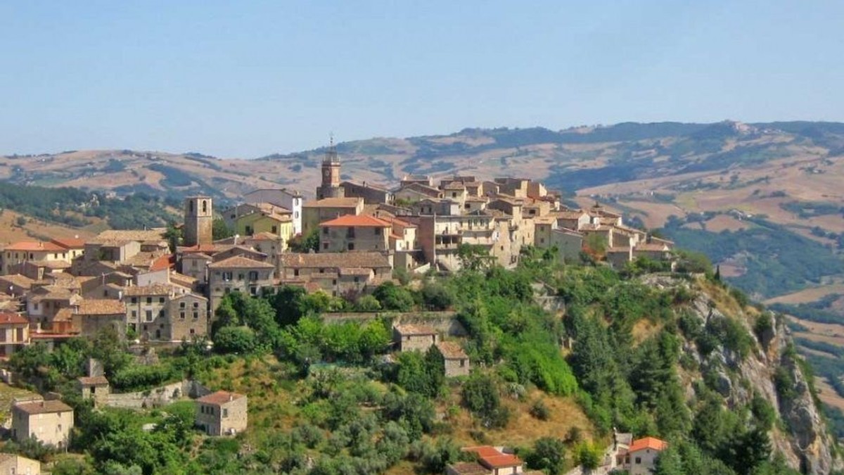 Castropignano sursa foto: Amboslo.esteri