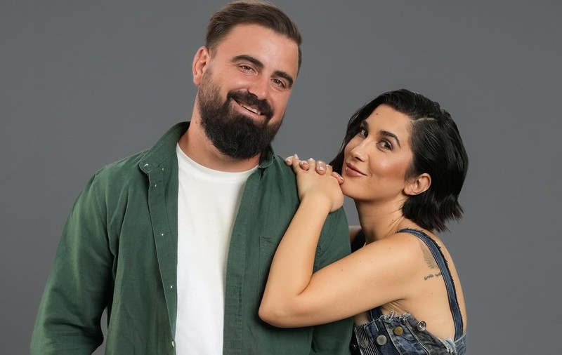 Ce relație are Adda cu fiul ei, Alex, în vârstă de 9 ani. „Când o să fiți bătrâni, eu vă ajut cu de toate, însă la baie nu o să vă duc”