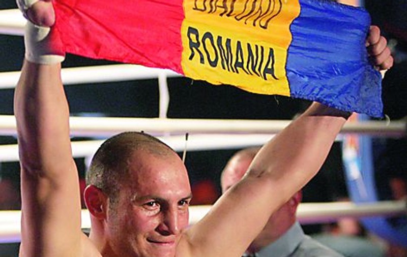 Adrian Diaconu: "Sunt un străin la Ploieşti"