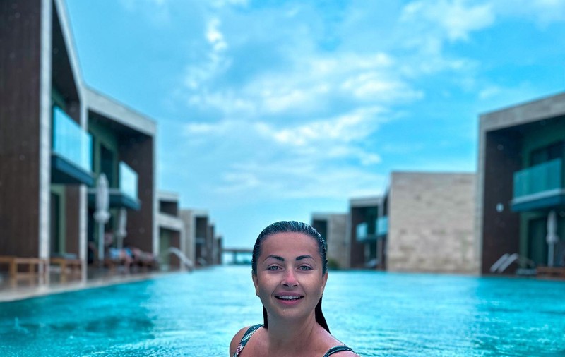 Gabriela Cristea, dificultăți în găsirea costumelor de baie: „Noi, astea cu gabarit un pic mai dezvoltat, nu mergem la plajă?”