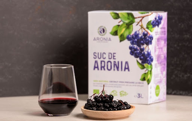 Sucul de aronia de la Aronia Charlottenburg — o minune a naturii cu zeci de beneficii pentru sănătate