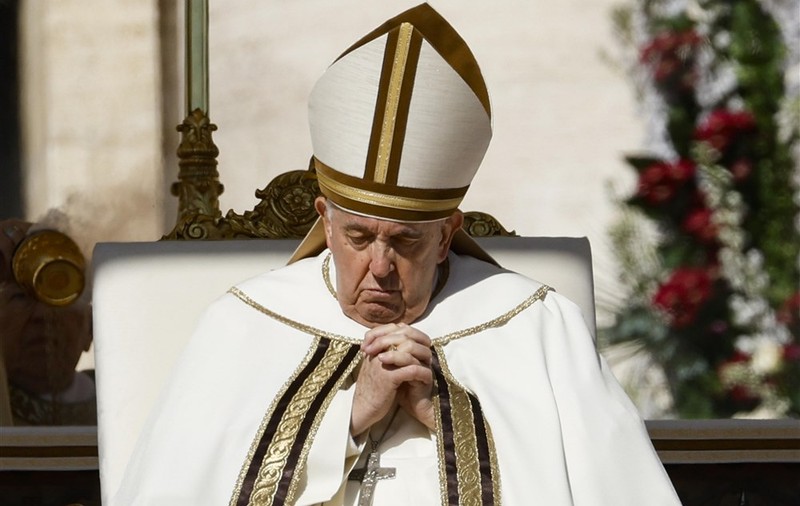 Papa Francisc, în mesajul „Urbi et Orbi”: „Doamne, ajută poporul ucrainean în drumul spre pace”