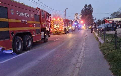 Două incendii în blocuri din Constanța, la doar două zile după ce zeci de apartamente au ars într-un complex rezidențial