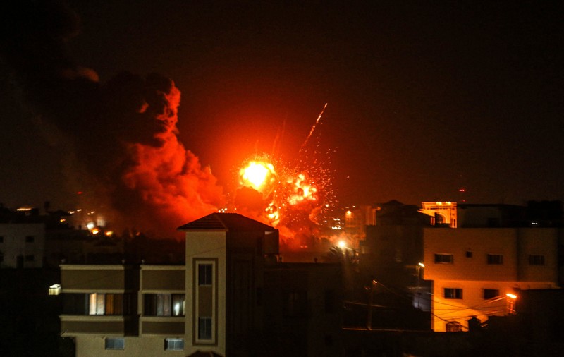Fâșia Gaza, bombardată de Israel în timpul nopții. Ce obiectiv a fost vizat
