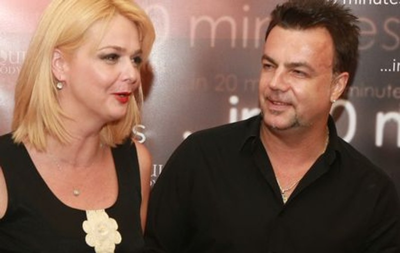 Iuliana Marciuc, despre tânăra cu care se săruta Enache: "Eu nu o cunosc pe fata aceea şi nici nu mă interesează"