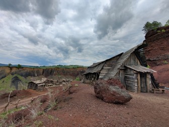 Una dintre căsuțele construite pentru „Django”