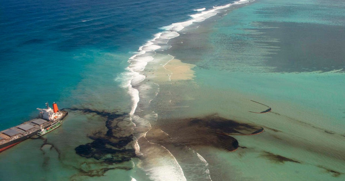 Insulele Mauritius, in pragul unui dezastru ecologic. Foto: EPA
