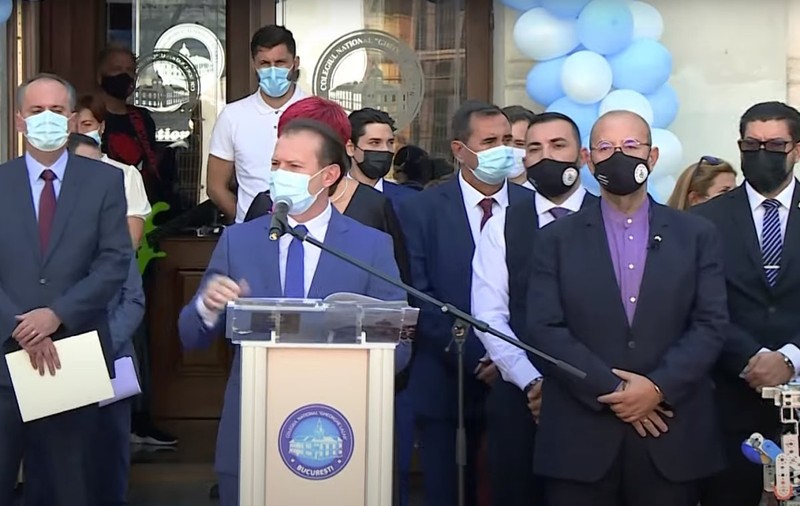 Tatăl unei victime Colectiv, reacţie după ce Cîţu a apărut lângă Piedone la deschiderea anului şcolar: ”Rușine PNL!”