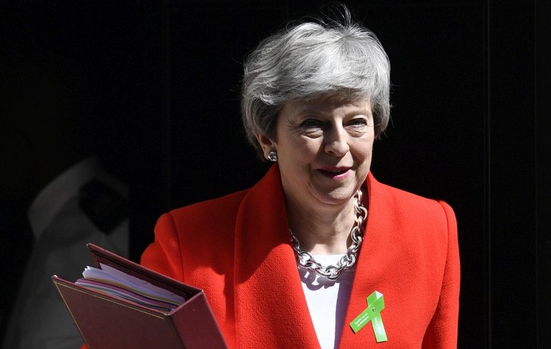 Theresa May şi-ar putea anunţa, vineri, demisia din funcţia de premier