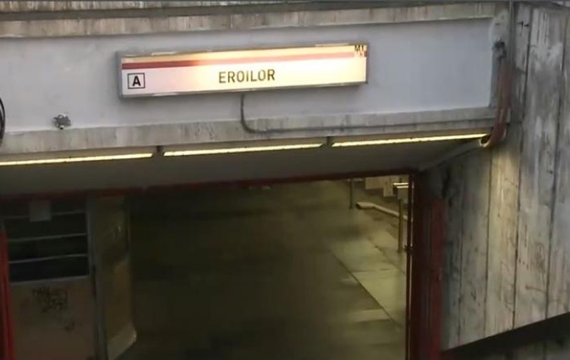 Stația de metrou Eroilor, invadată de praf provenit de la șantierul Magistralei 5. Metrorex: "Nu a fost fum"