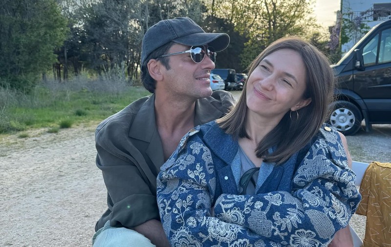 De ce nu se mută Adela Popescu și Radu Vâlcan la Șușani, acolo unde își vor construi o casă. „Mergem că îți place ție, dar totuși, nu e prea frumos”