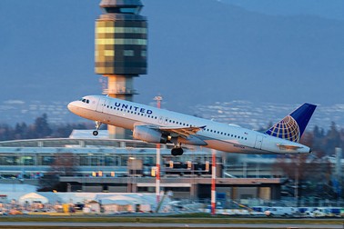 United Airlines le va oferi membrilor loiali mai multe puncte de fidelitate Foto: Hepta