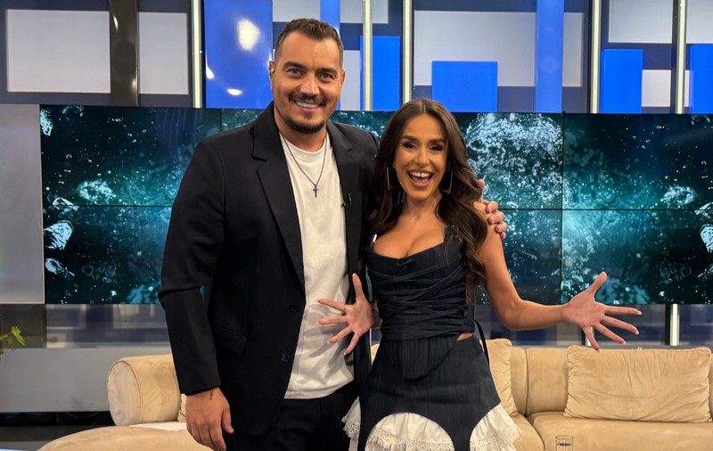 Bursucu, înlocuit în emisiunea „Xtra Night Show” de la Antena Stars. Cine va prezenta programul alături de Andreea Frățilă: „Am venit obosit”